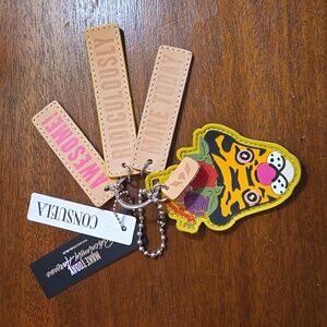 Consuela Tiger Charm MTRA